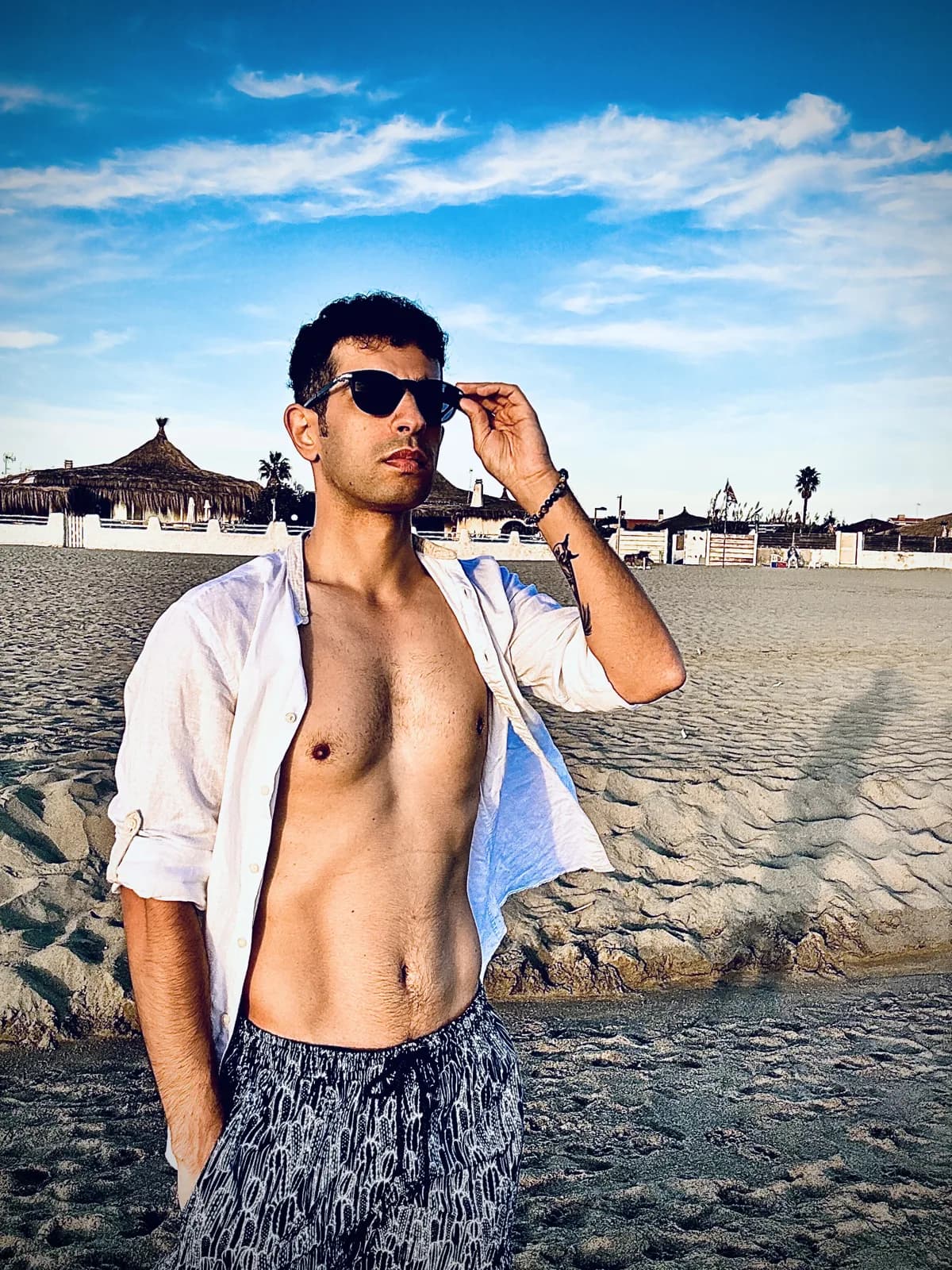 Doreid Haddad · By the sea